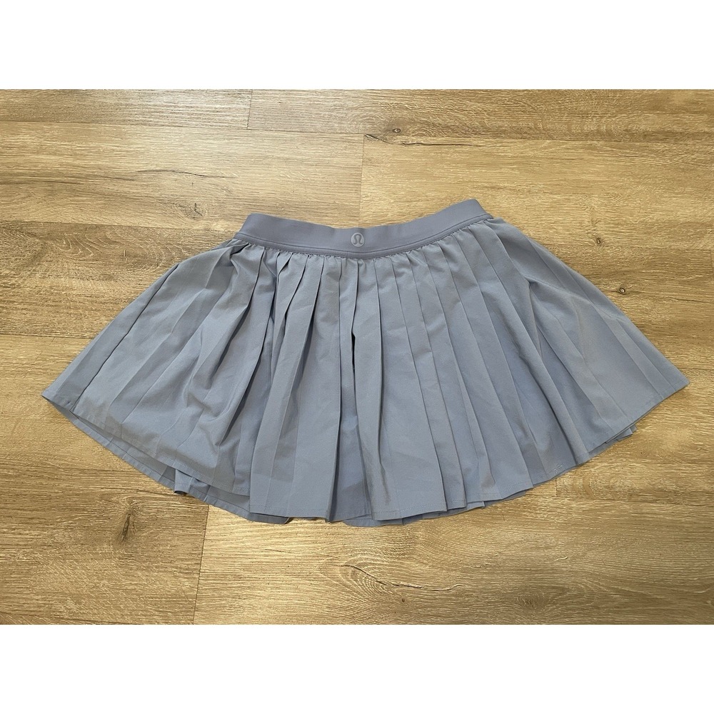 Lululemon Varsity Pleated Ruffled Tennis Skirt Sz 6 style Blue Golf Shorts